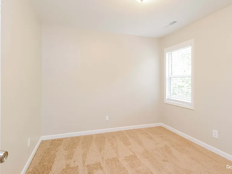 7000 Taunton Dr — Photo 14