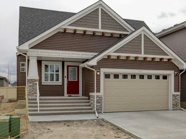 351 E Baywater Cmn SW, Airdrie, AB T4B 5R4