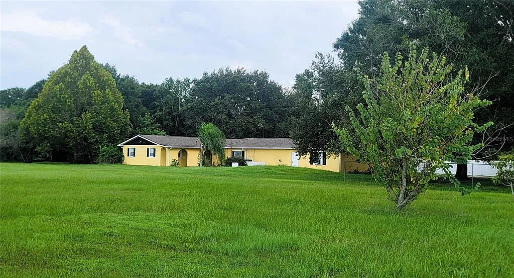 5 bed, 3.0 bath, 3817 sqft, $3,750 — Photo 1