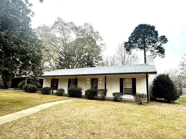 215 Traceland Dr, Madison, MS 39110