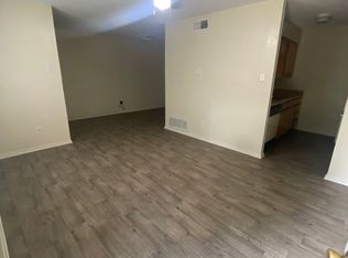 808 N Austin St APT 3, Denton, TX 76201