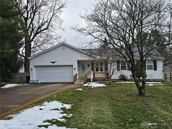3647 N Lake Shore Dr, Jamestown, OH 45335