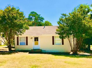 1708 Melba Ct, River Oaks, TX 76114