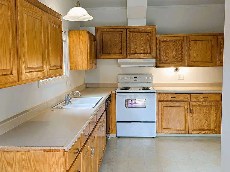 2990 Tomahawk Ln — Photo 8