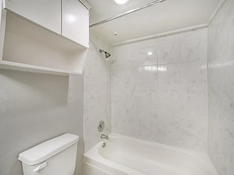 10811 Richmond Ave #65 — Photo 21