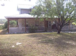 105 Littlefield Rd, Ingram, TX 78025