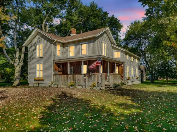 4655 Chestnut Rd, Newfane, NY 14108