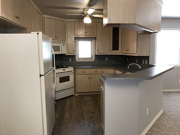 4th image of 2709 Greenberry Ct
