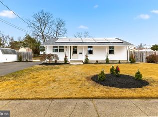 68 Craig Dr, Deptford, NJ 08096