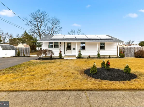 68 Craig Dr, Deptford, NJ 08096