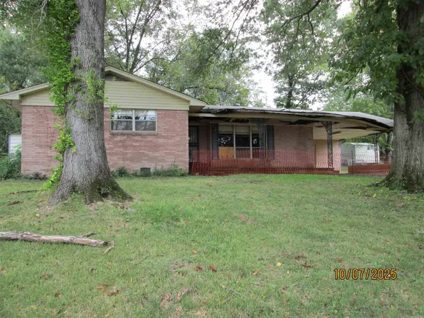 (undisclosed Address), West Helena, AR 72390
