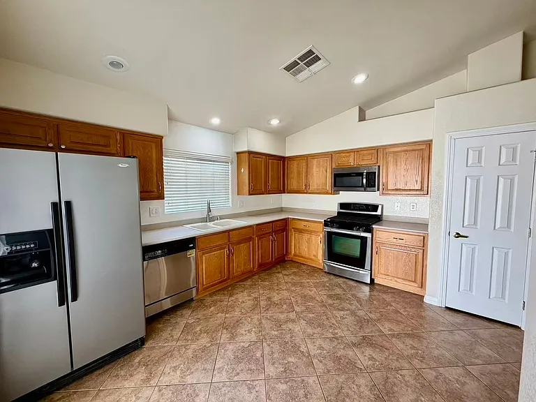 8535 Hoboken Flats Ave — Photo 3