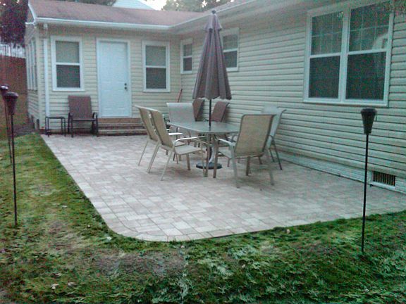4th image of 16 Rocky Stone Dr