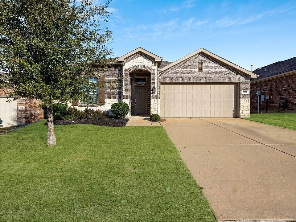 1st image of 1600 Palmera Dr