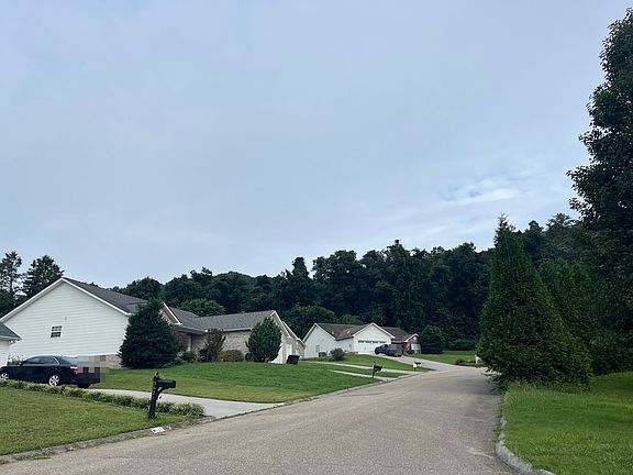 5th image of 5124 Beaver Dam Ln