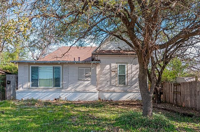1st image of 5925 Tackett Ct