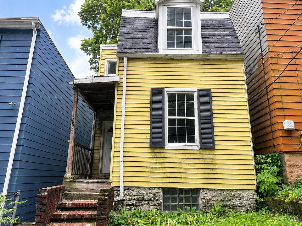1st image of 2592 Seegar Ave