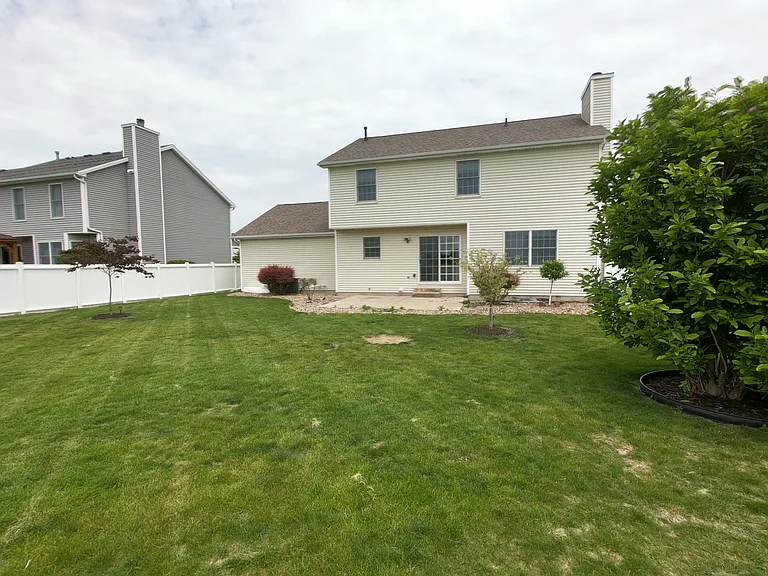 3125 Old Jamestown Rd — Photo 26