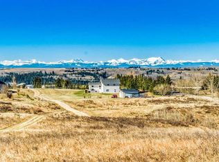58 Blazer Estates Rdg, Rocky View County, AB T3L 2N7