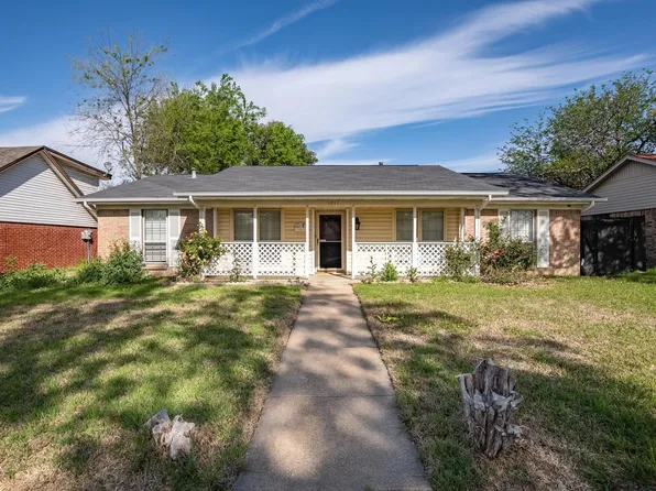 1017 Mill River Dr, Garland, TX 75043