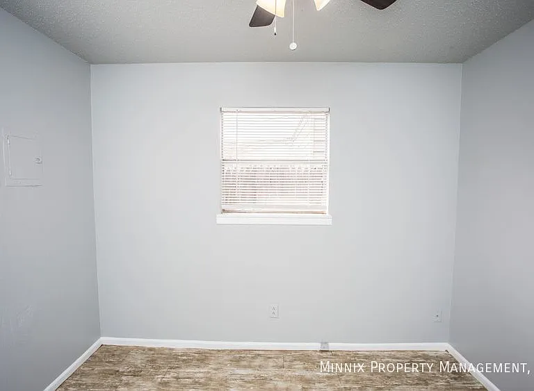 3104 Avenue N — Photo 10