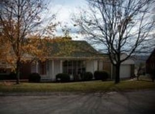85 Highland Ave, Donora, PA 15033