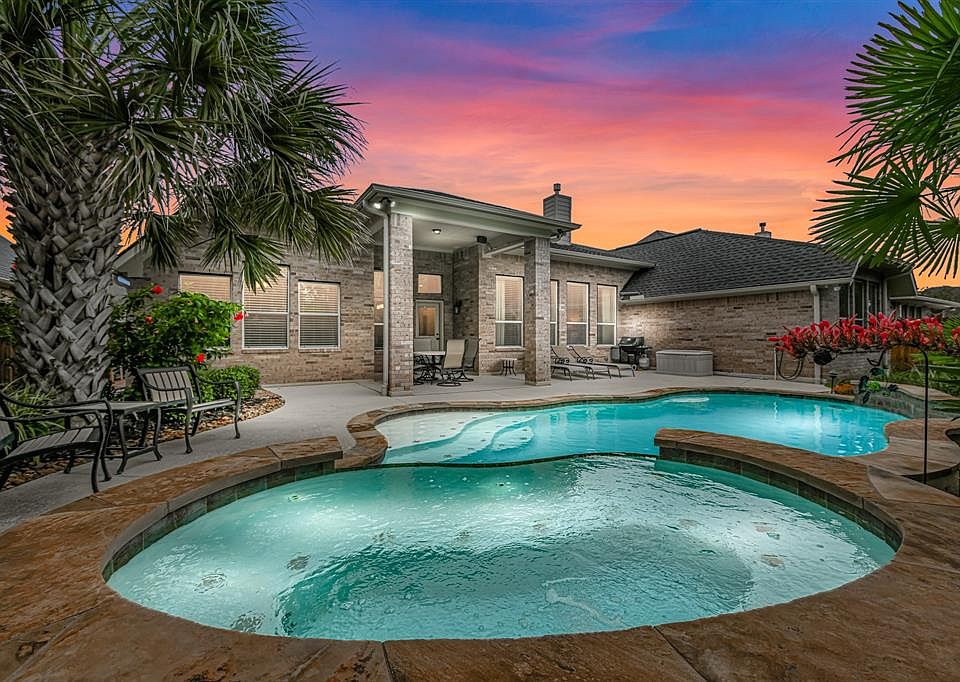 1st image of 28607 Blue Holly Ln