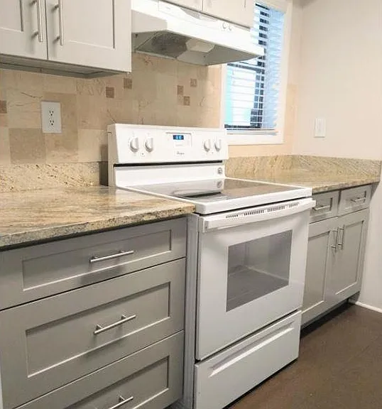 9400 Roberts Dr #2C — Photo 1