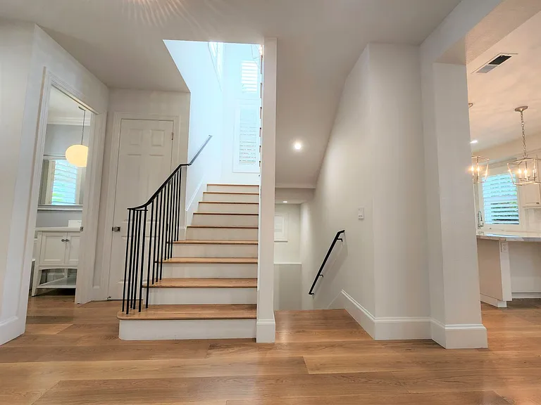 903 Ramona St — Photo 11