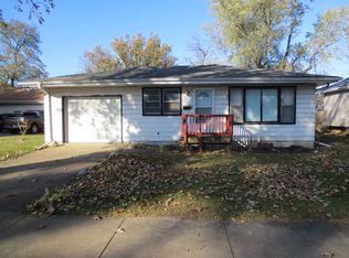 305 W Lincoln St, Bloomington, IL