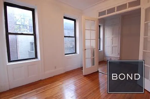 Rented by Bond New York | media 10