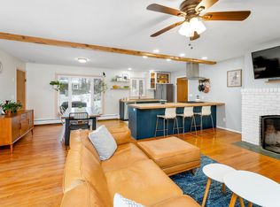 6 Shirley Ln, Stratham, NH 03885