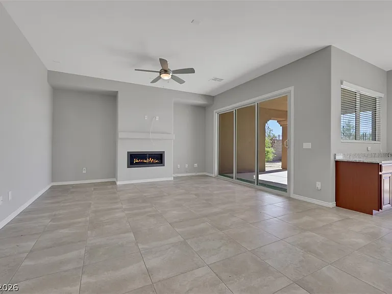 224 Highspring St — Photo 5
