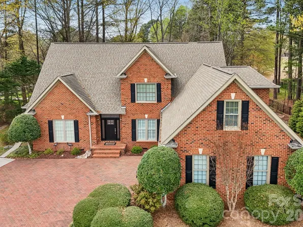 479 Club Dr, Stanley, NC 28164