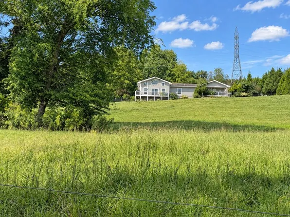 11260 Logan Creek Rd, Meadowview, VA 24361