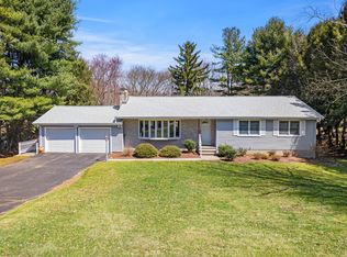 185 Mulberry Ln, Orange, CT 06477