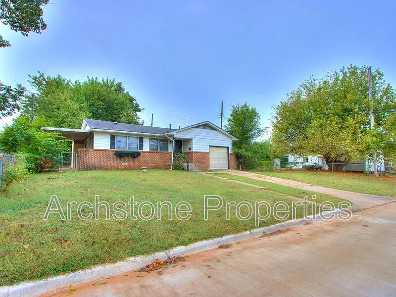4 bed, 2.0 bath, 1029 sqft, $1,245 — Photo 3