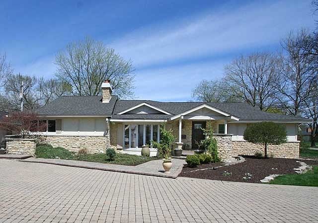 1st image of 4942 Fair Elms Ave