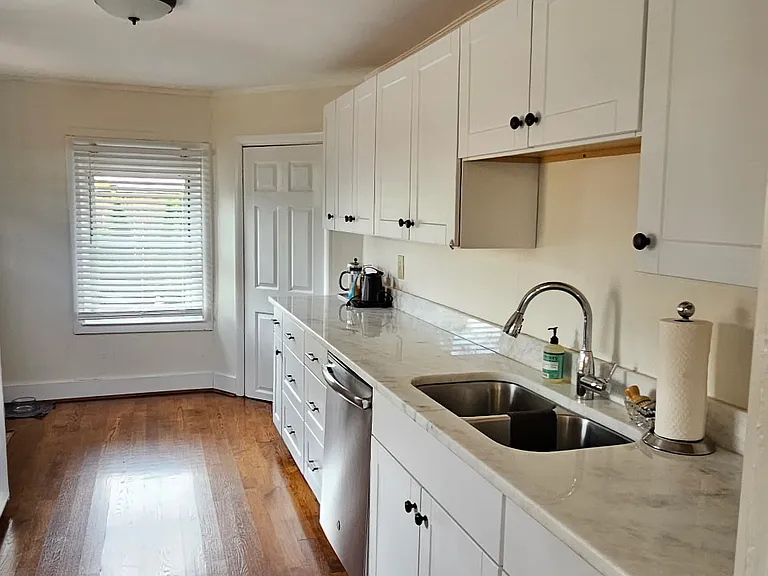213 E 3rd St — Photo 13