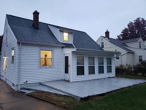 2059 S Green Rd Photo 1