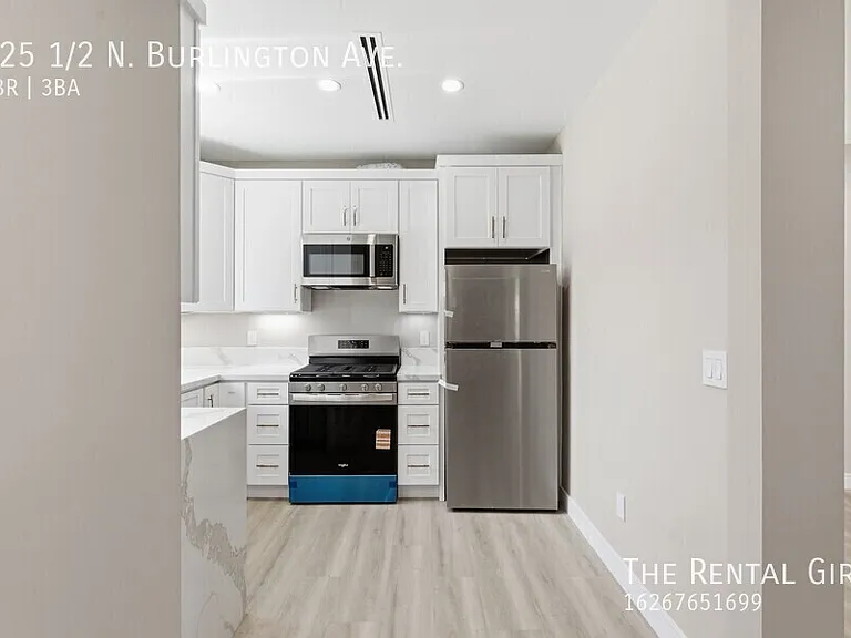 225 1/2 N Burlington Ave — Photo 12
