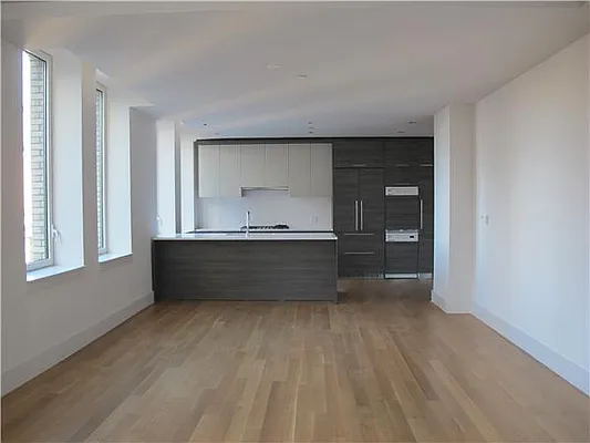 Rented by 212 Consulting Corp | media 16