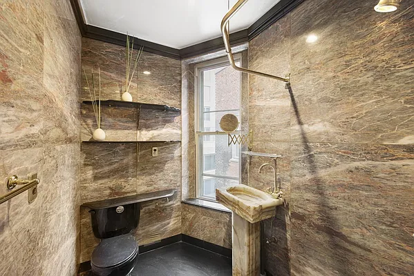 Sold by Nest Seekers International | media 16