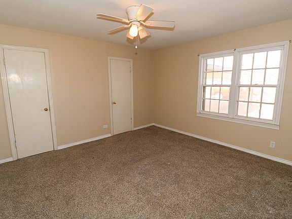 2nd image of 510 E 14th St