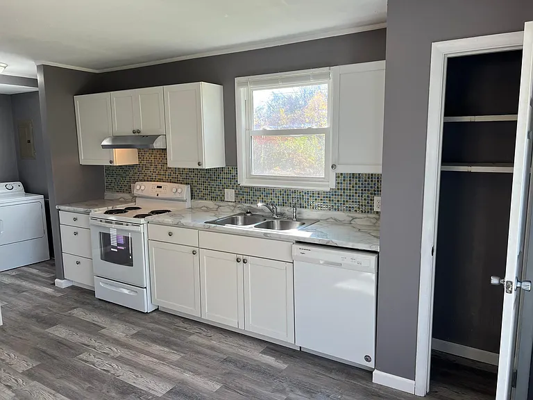 1905 E Florida Ave #B — Photo 11