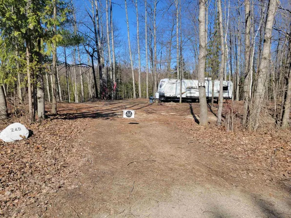 249 N Athey Ave, Harrison, MI 48625