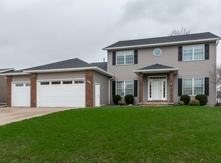 804 S 9th Ave, Eldridge, IA 52748