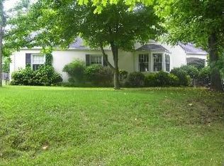 102 W Brow Oval, Lookout Mountain, TN 37350