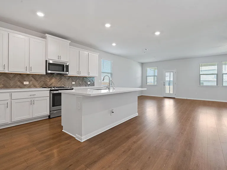 321 Caisson Trl — Photo 2