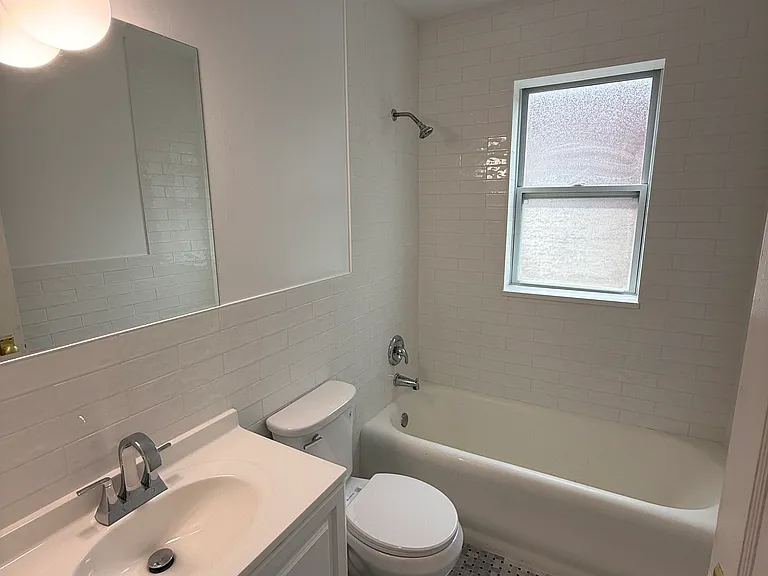737 Heman Ave #3F — Photo 10